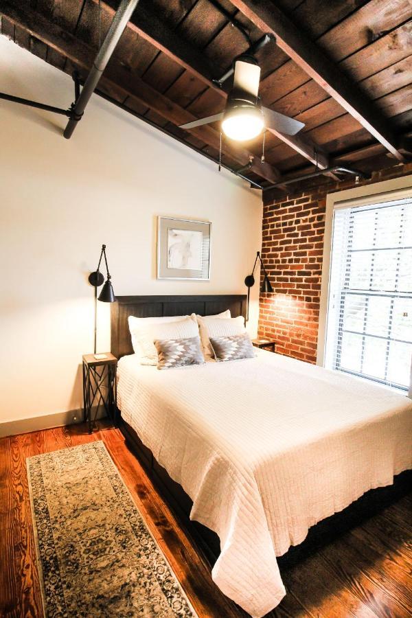 The Lofts At Downtown Salem Aparthotel Buitenkant foto