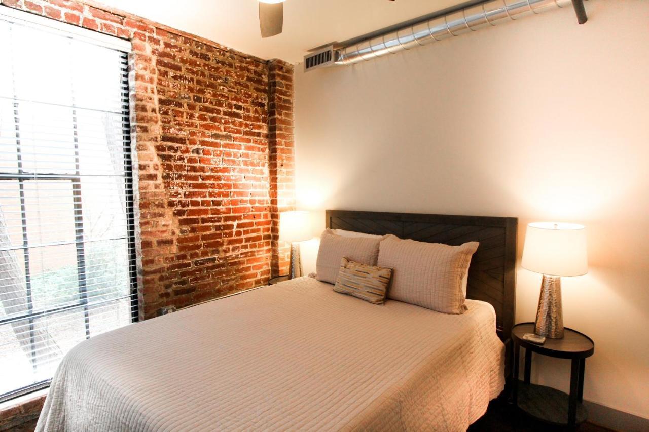 The Lofts At Downtown Salem Aparthotel Buitenkant foto