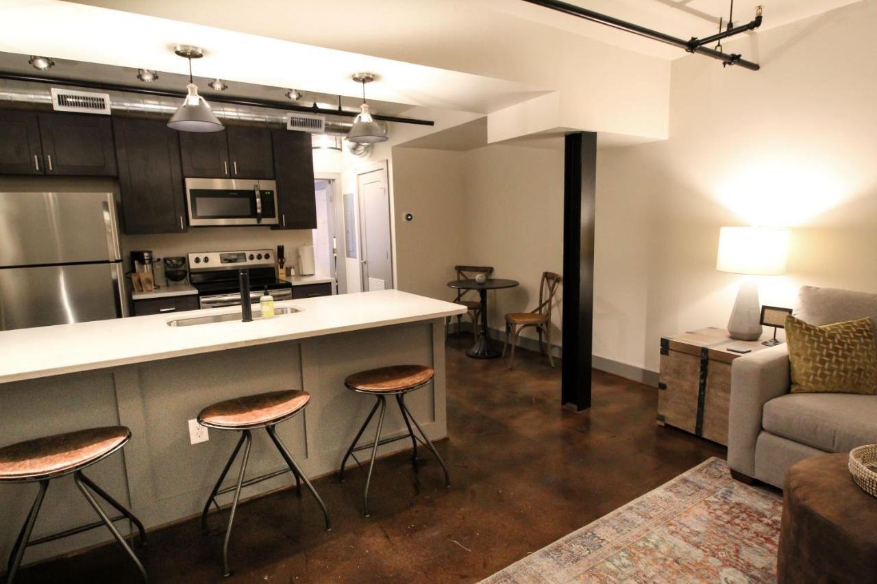 The Lofts At Downtown Salem Aparthotel Buitenkant foto