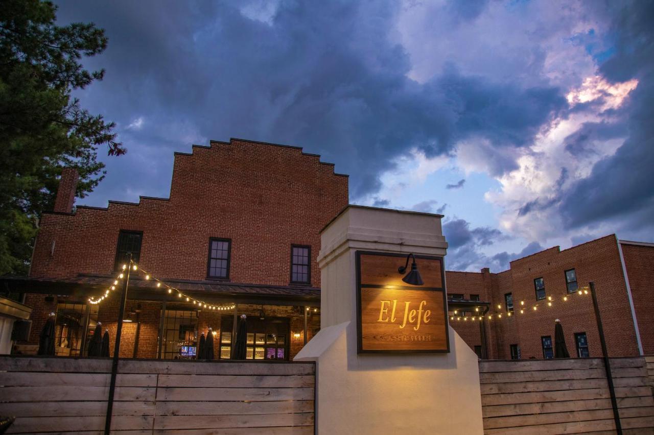 The Lofts At Downtown Salem Aparthotel Buitenkant foto