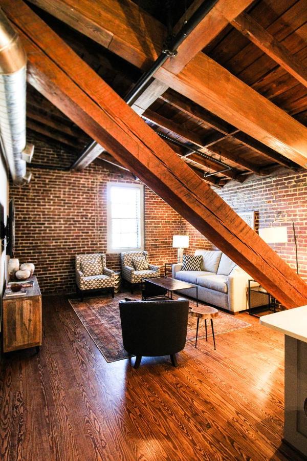 The Lofts At Downtown Salem Aparthotel Buitenkant foto