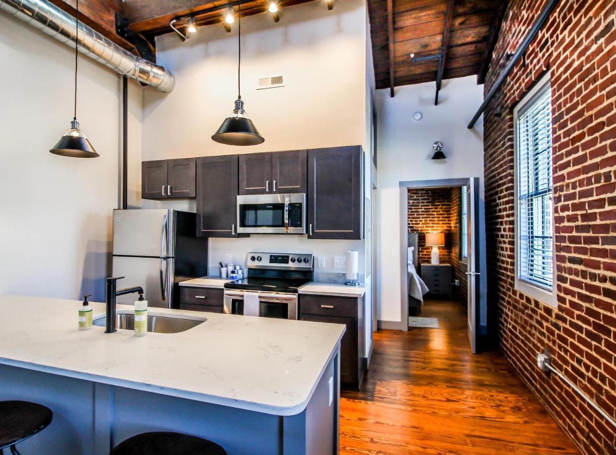 The Lofts At Downtown Salem Aparthotel Buitenkant foto
