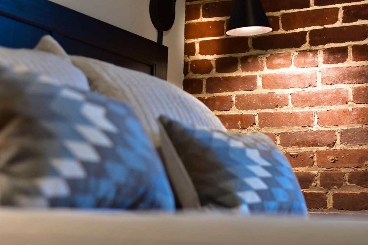The Lofts At Downtown Salem Aparthotel Buitenkant foto